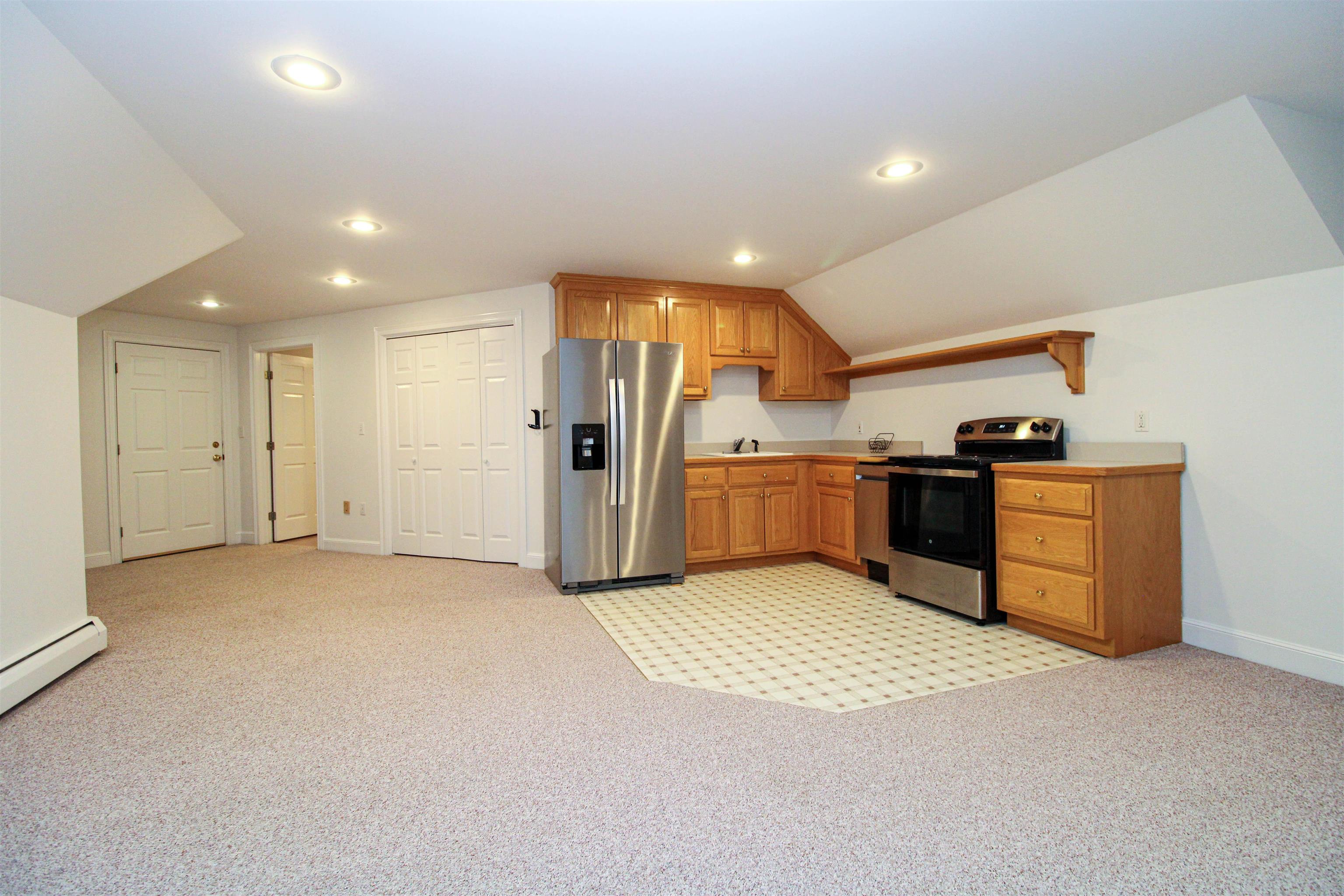 6 B Lancaster Road