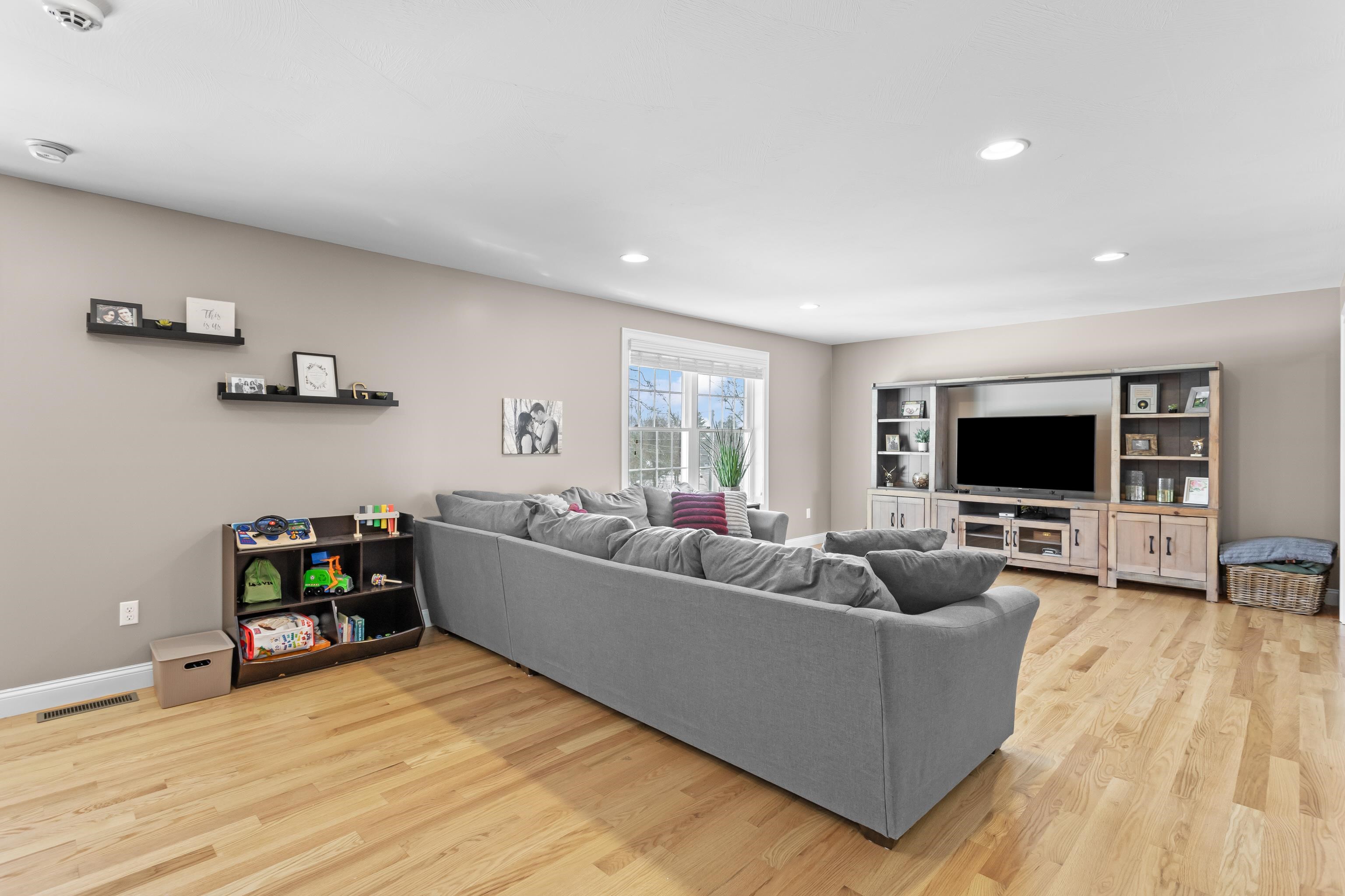 63 Hardy Road Unit: B