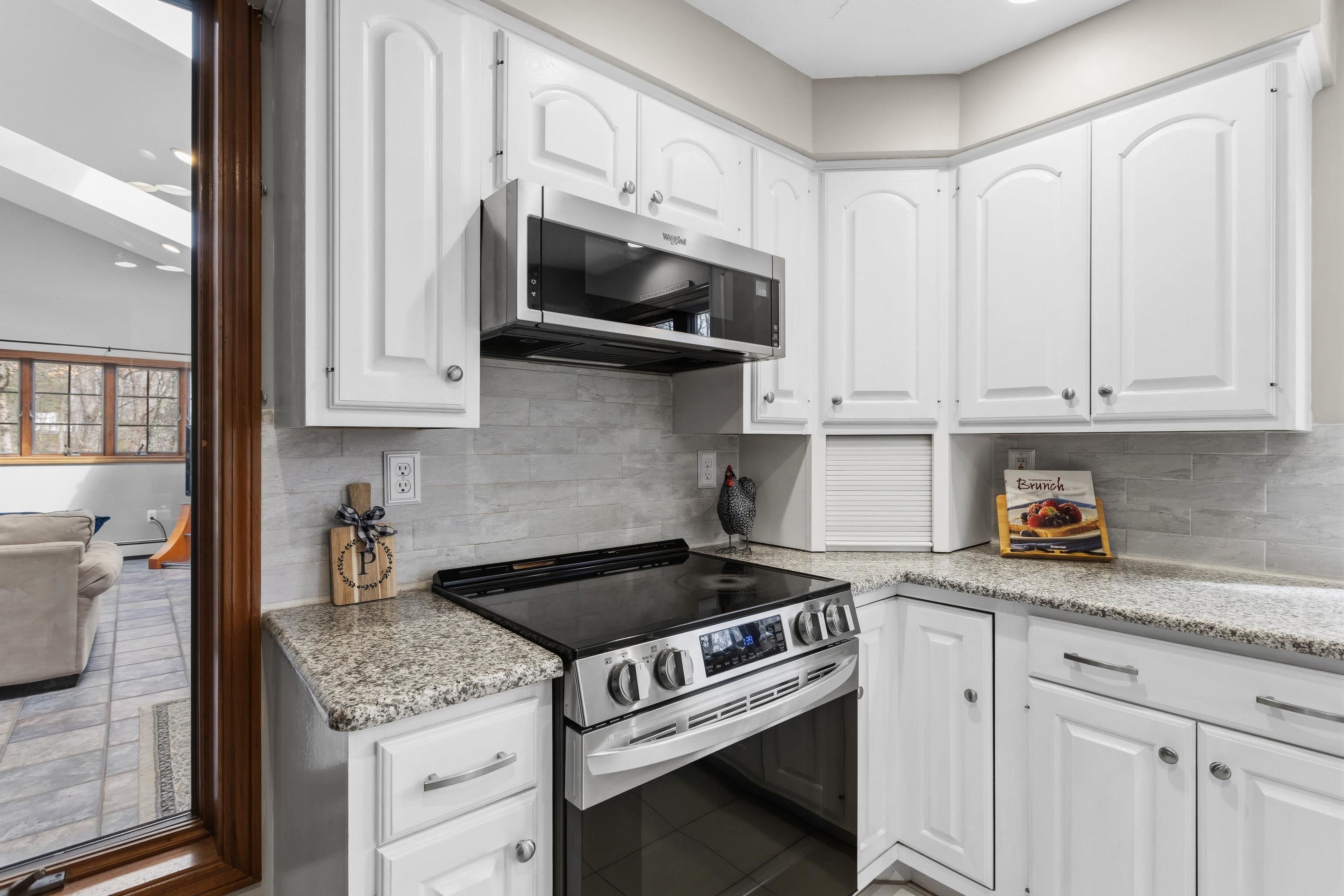 41 Windsor Boulevard