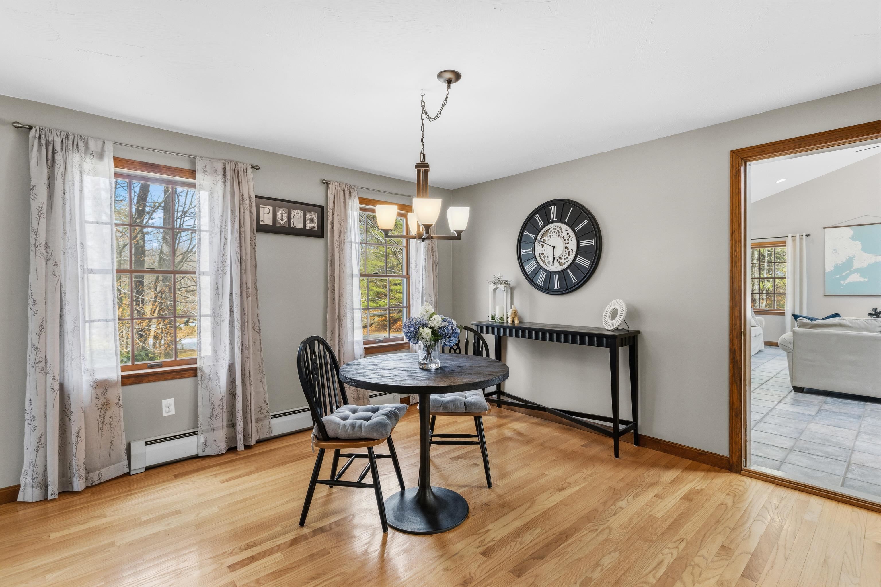 41 Windsor Boulevard