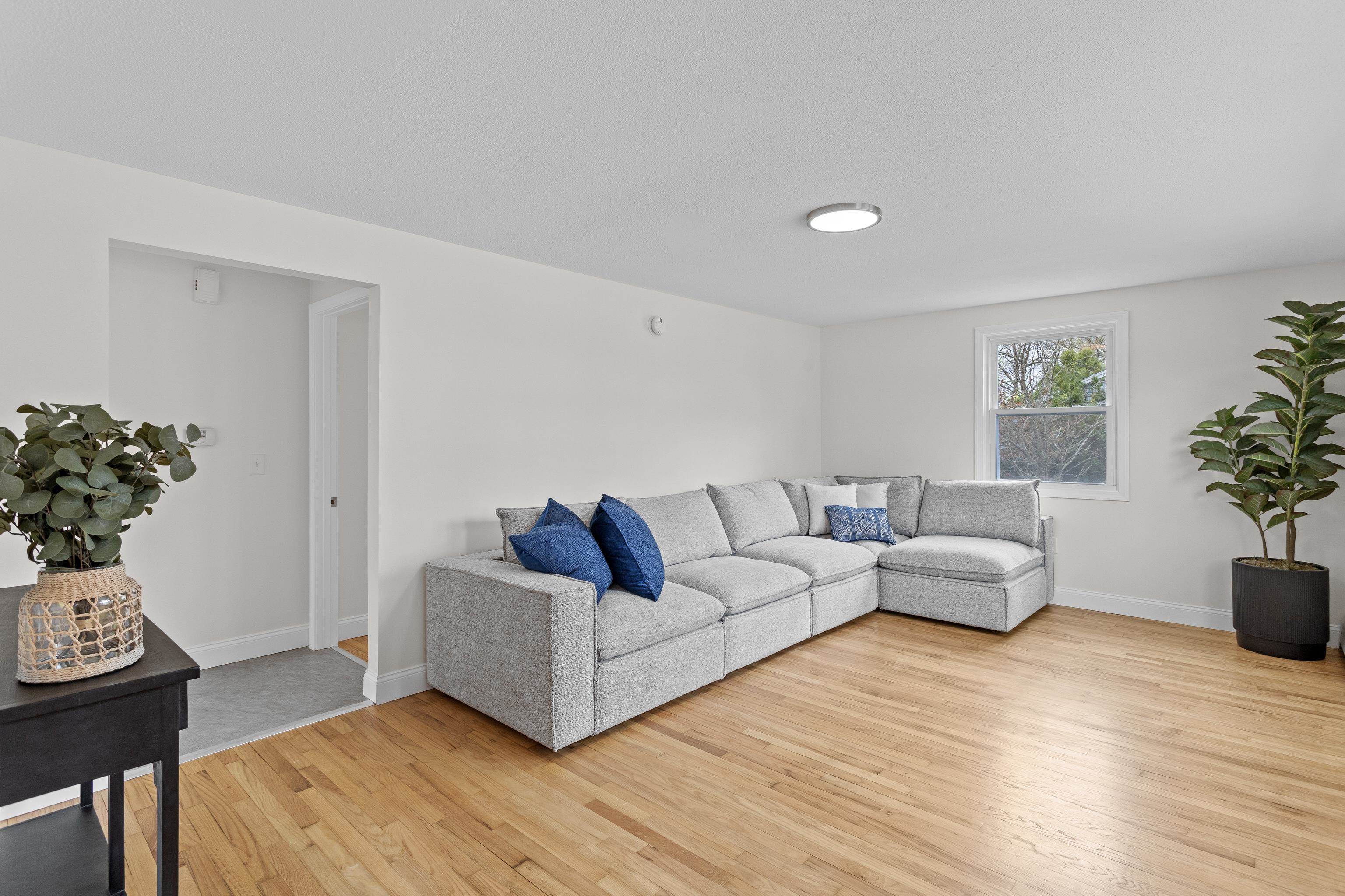 12 Hemlock Street