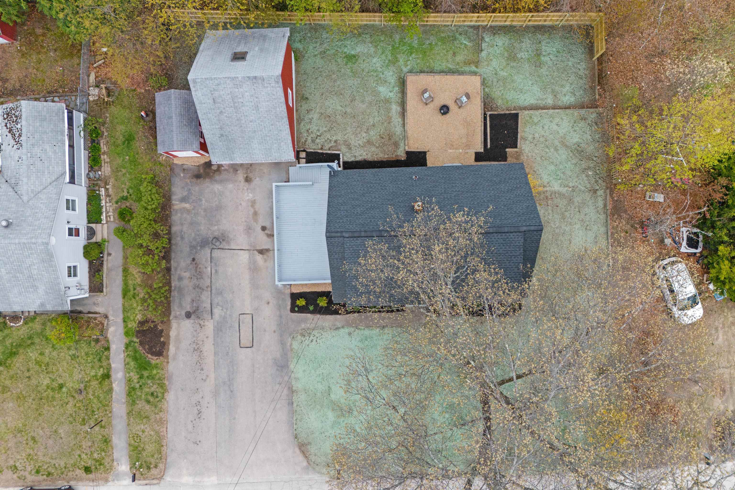12 Hemlock Street