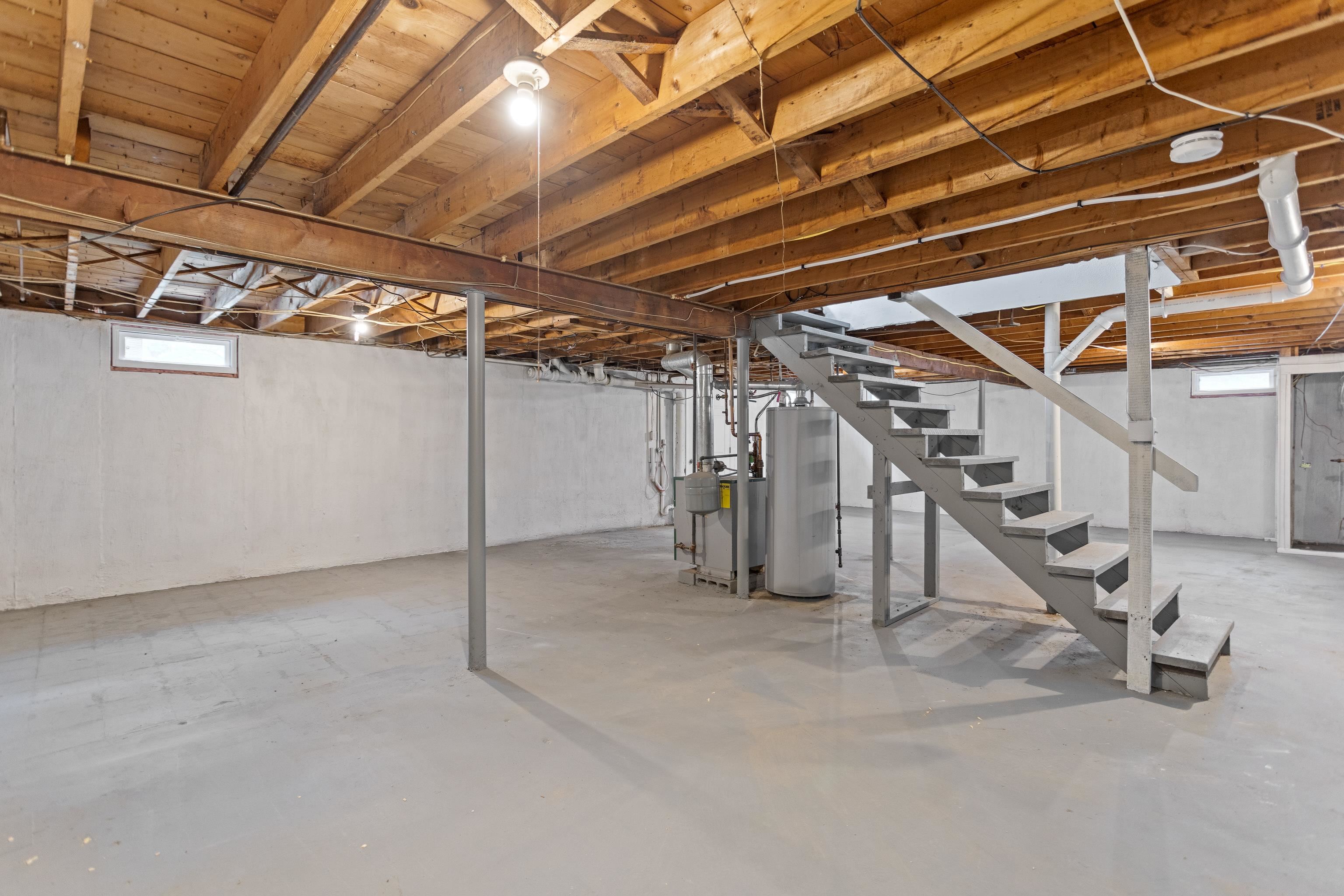 12 Hemlock Street