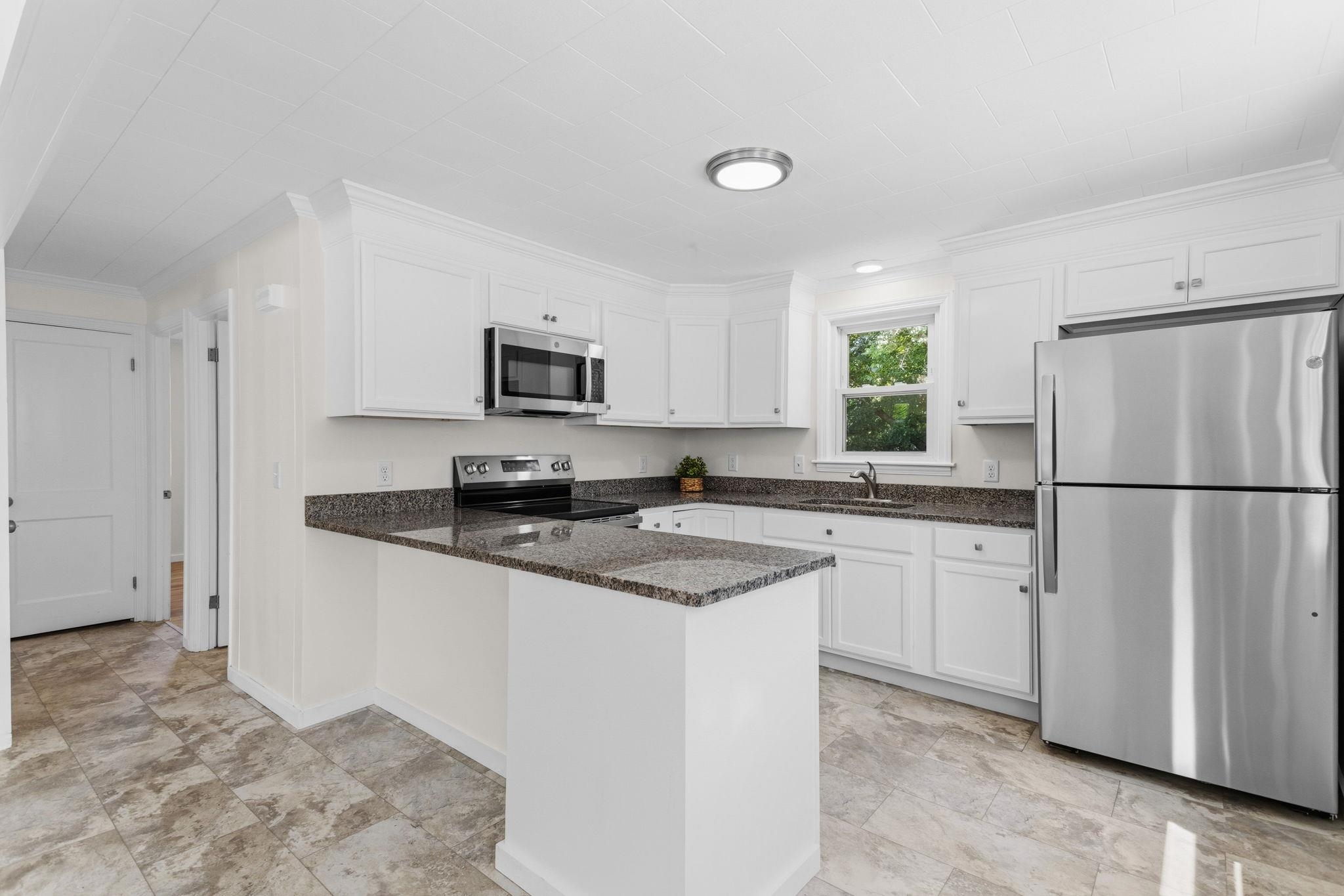 87 Saint Marie Street