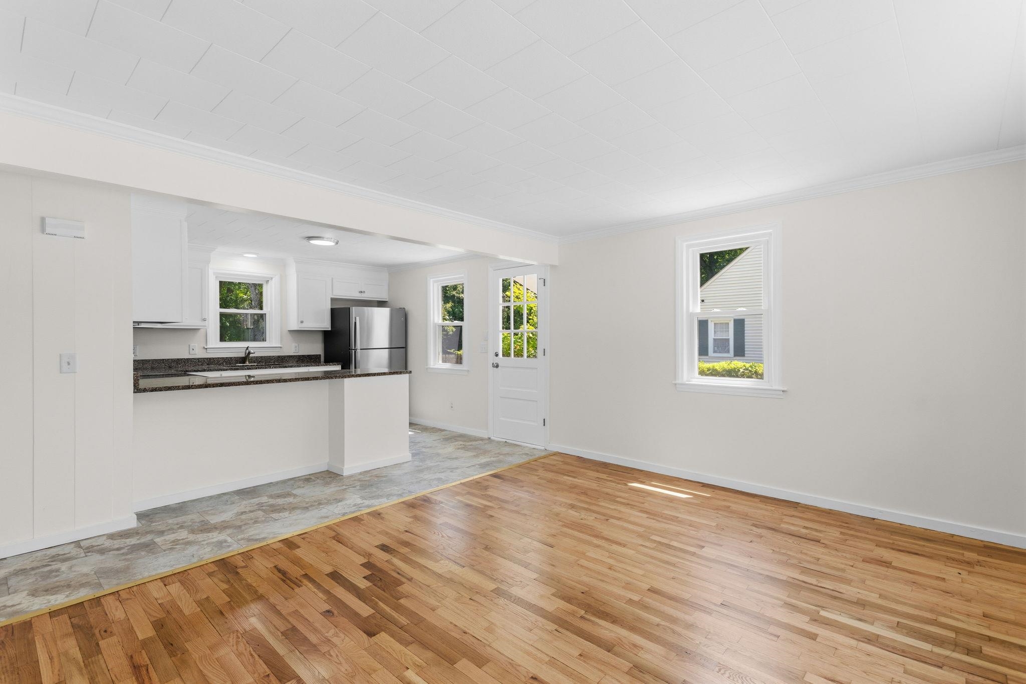 87 Saint Marie Street