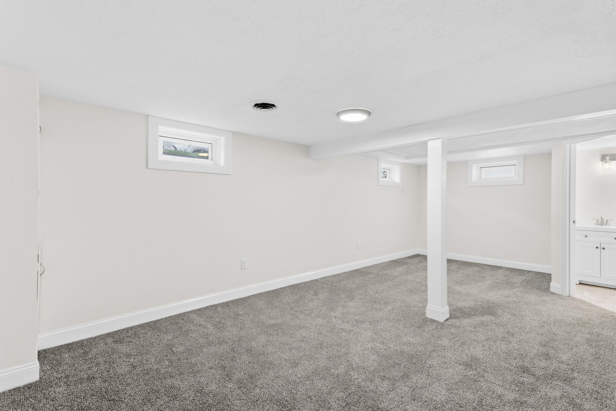 87 Saint Marie Street