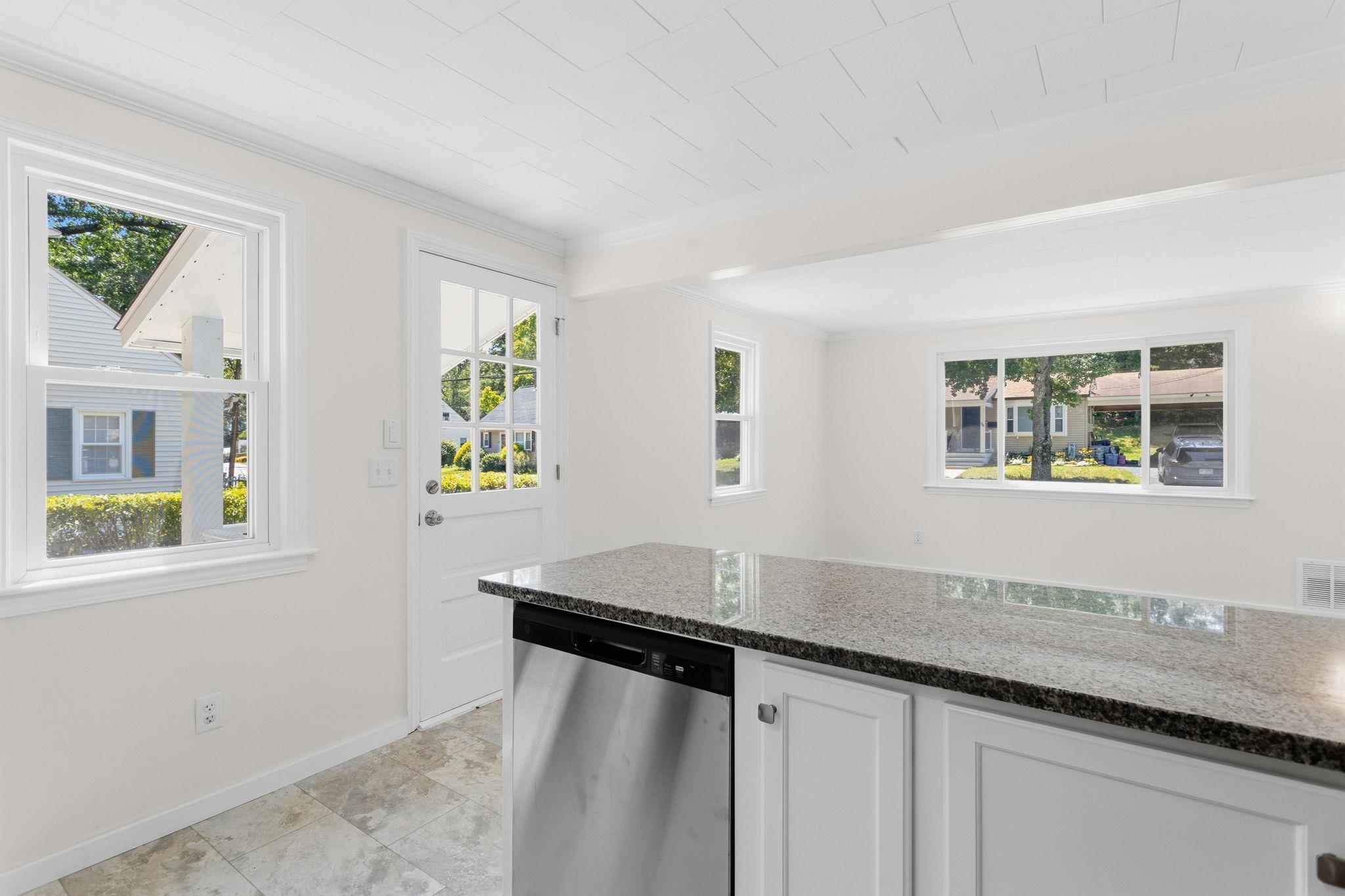 87 Saint Marie Street