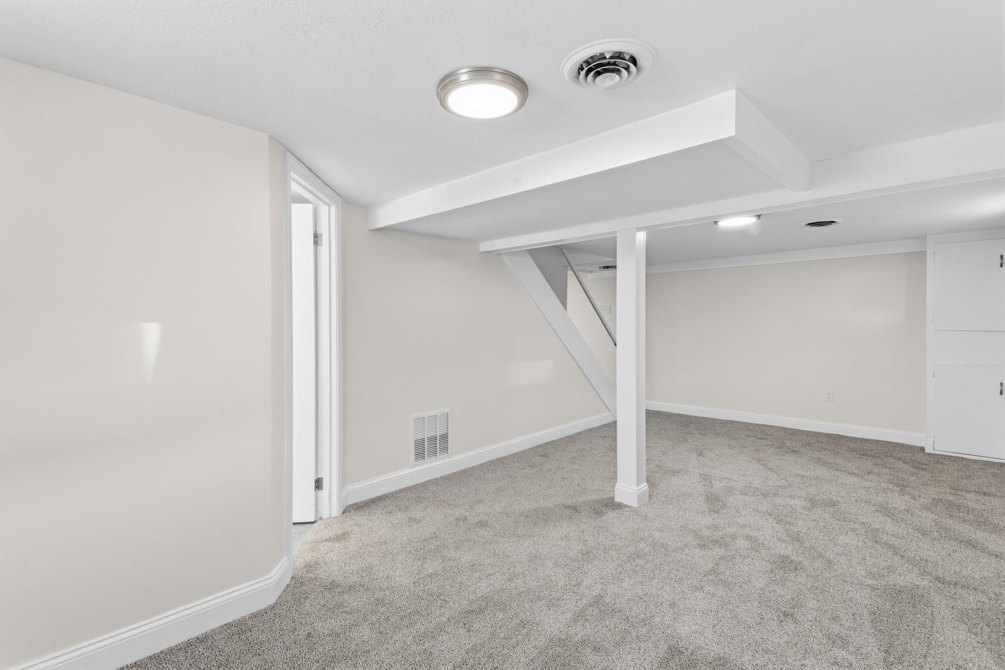 87 Saint Marie Street