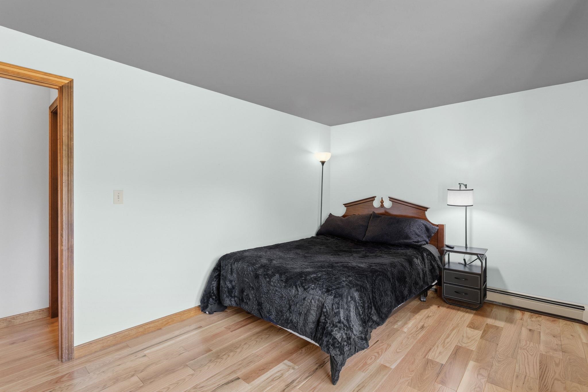 924 River Road