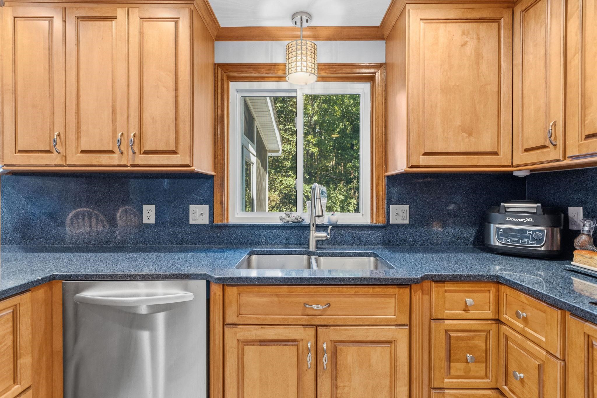 924 River Road