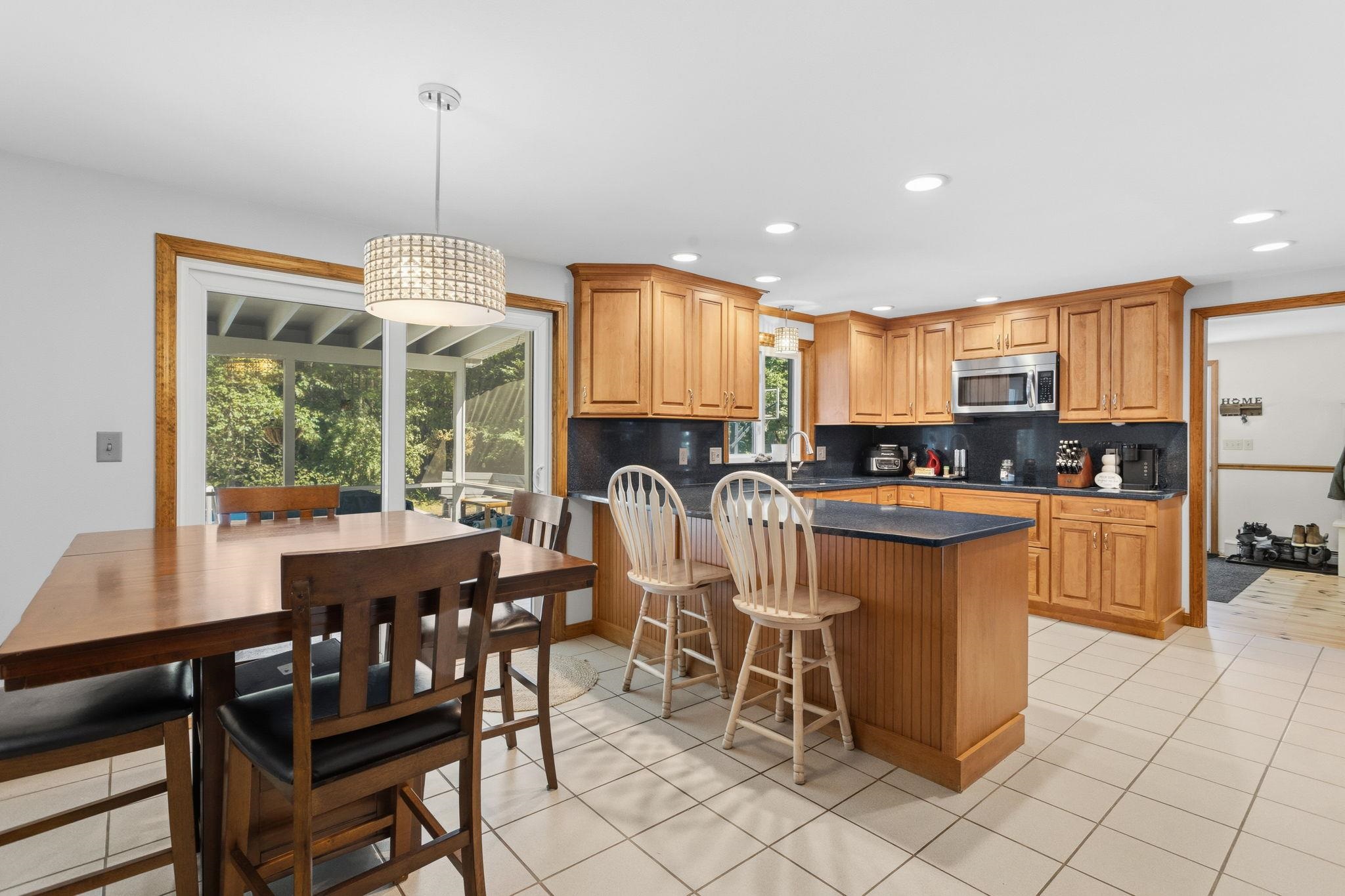924 River Road