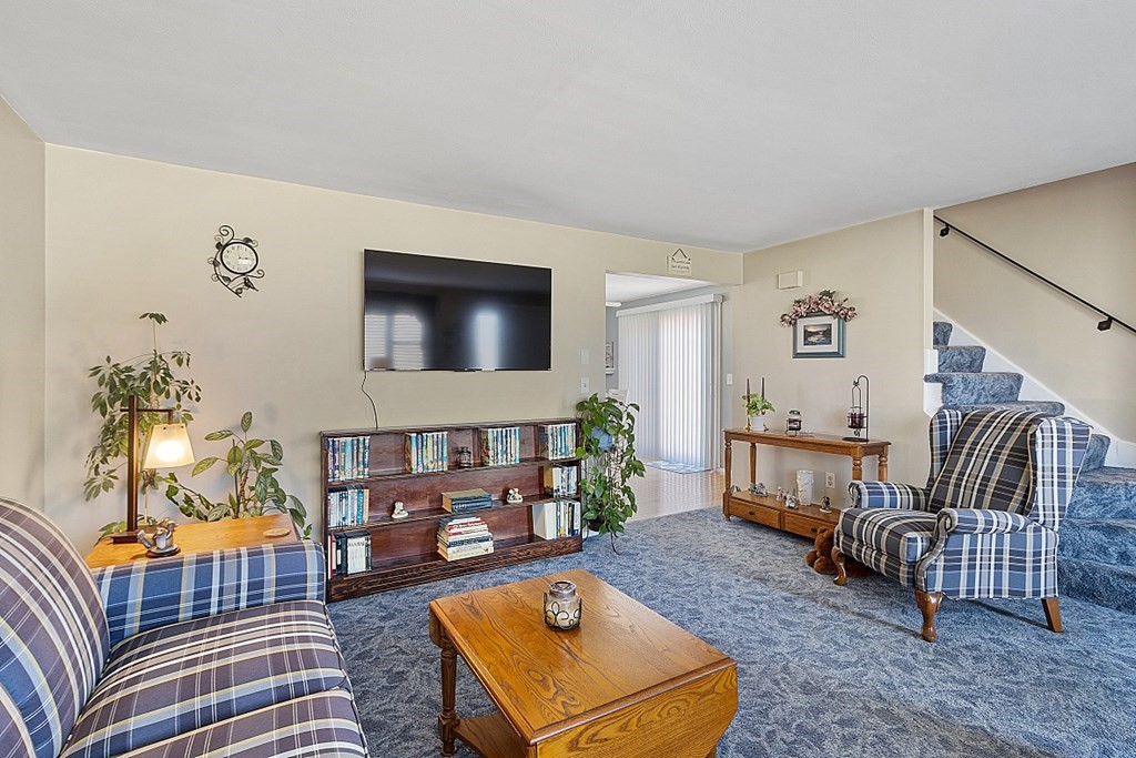 24 Oakridge Dr. # 24