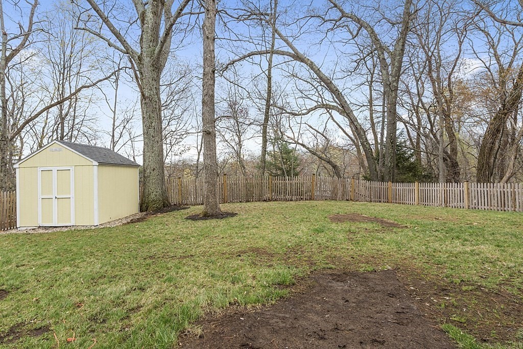 12 West Parish Ridge Rd.