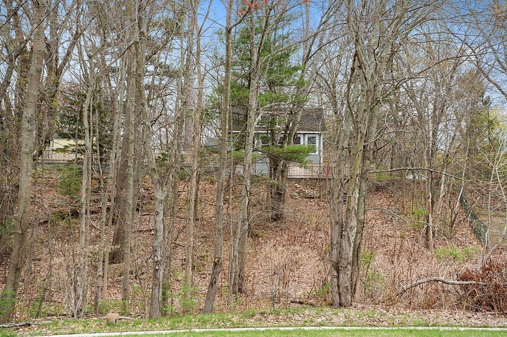 12 West Parish Ridge Rd.