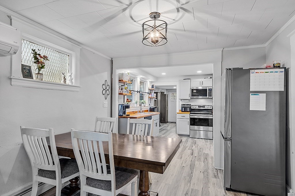 12 West Parish Ridge Rd.