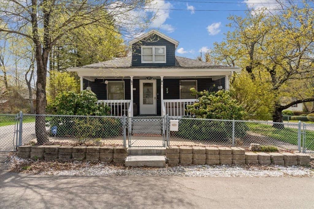 19 Berry St