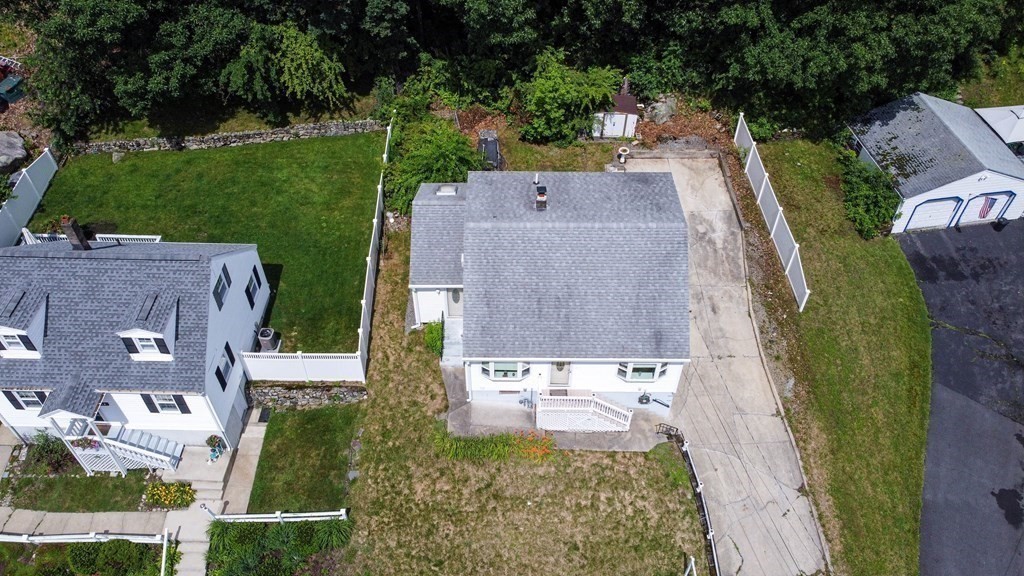 16 Leopold St