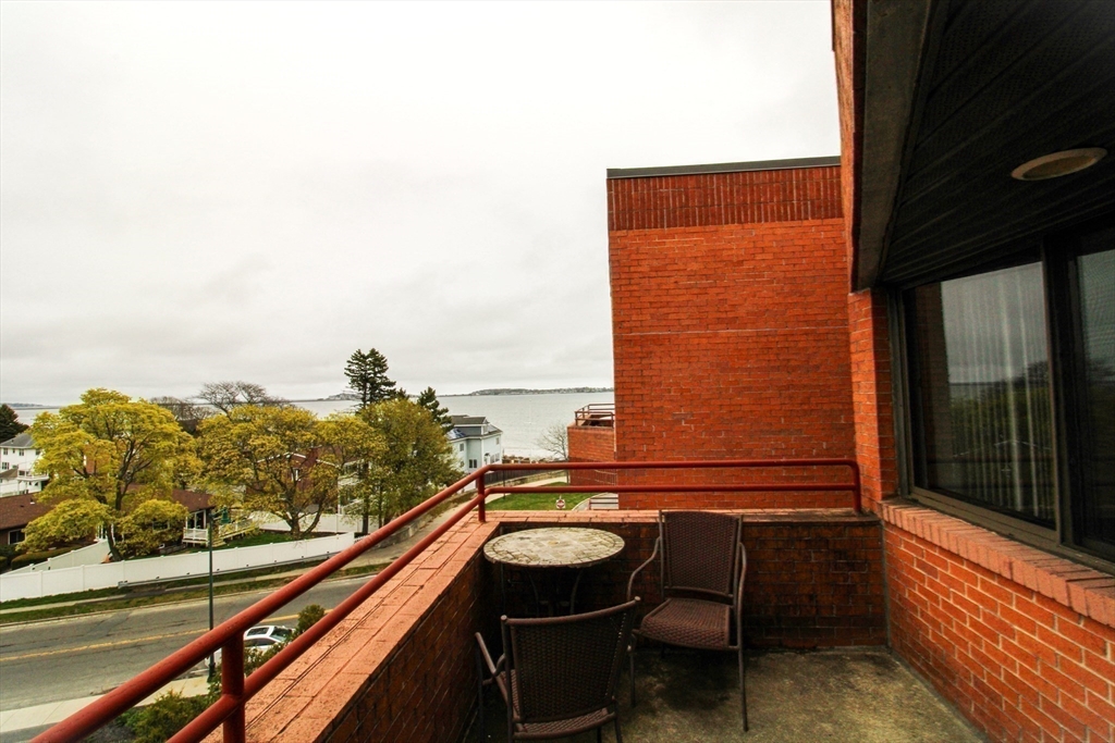 1 Carey Cir # 512