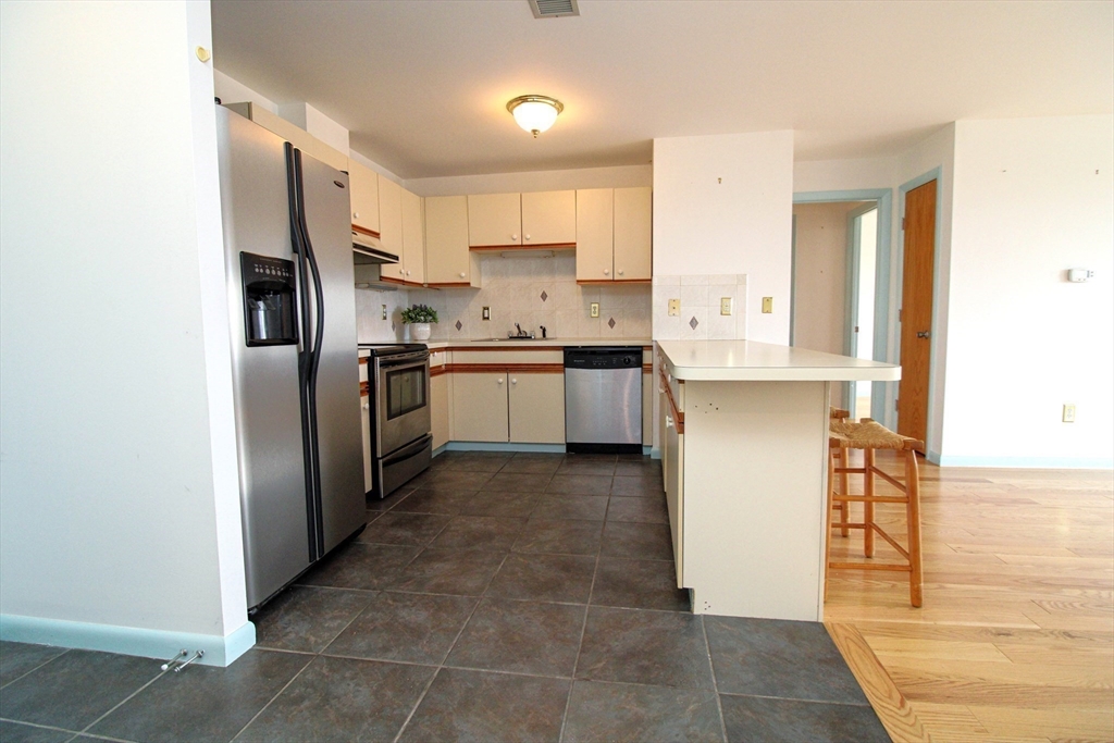 1 Carey Cir # 512