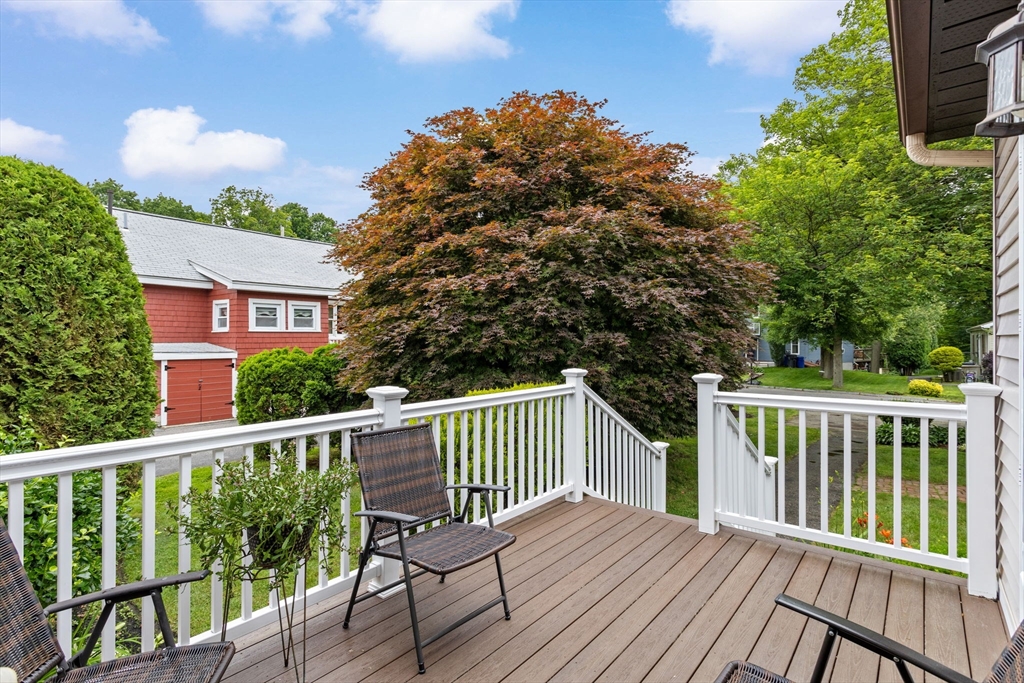 137 Brook St