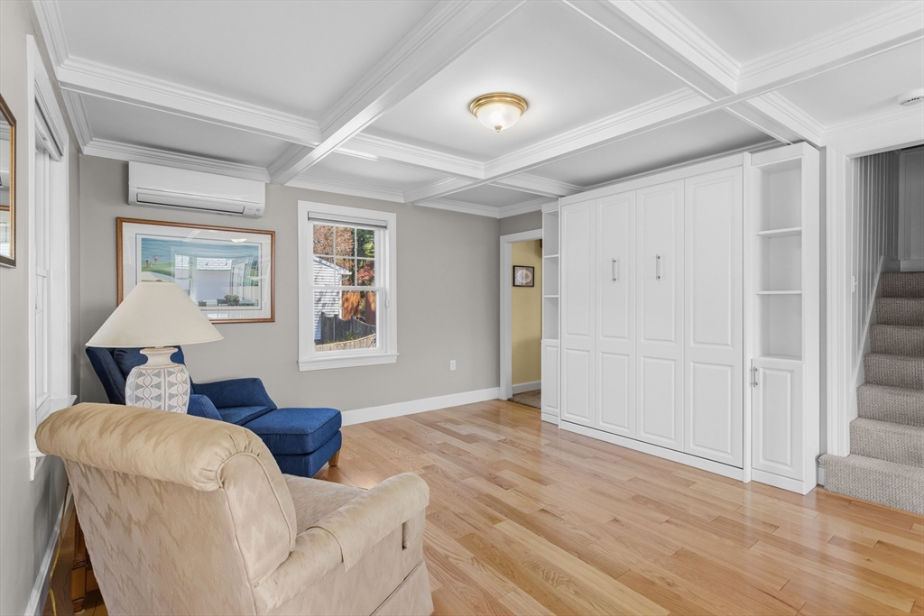 11 Highland Ave