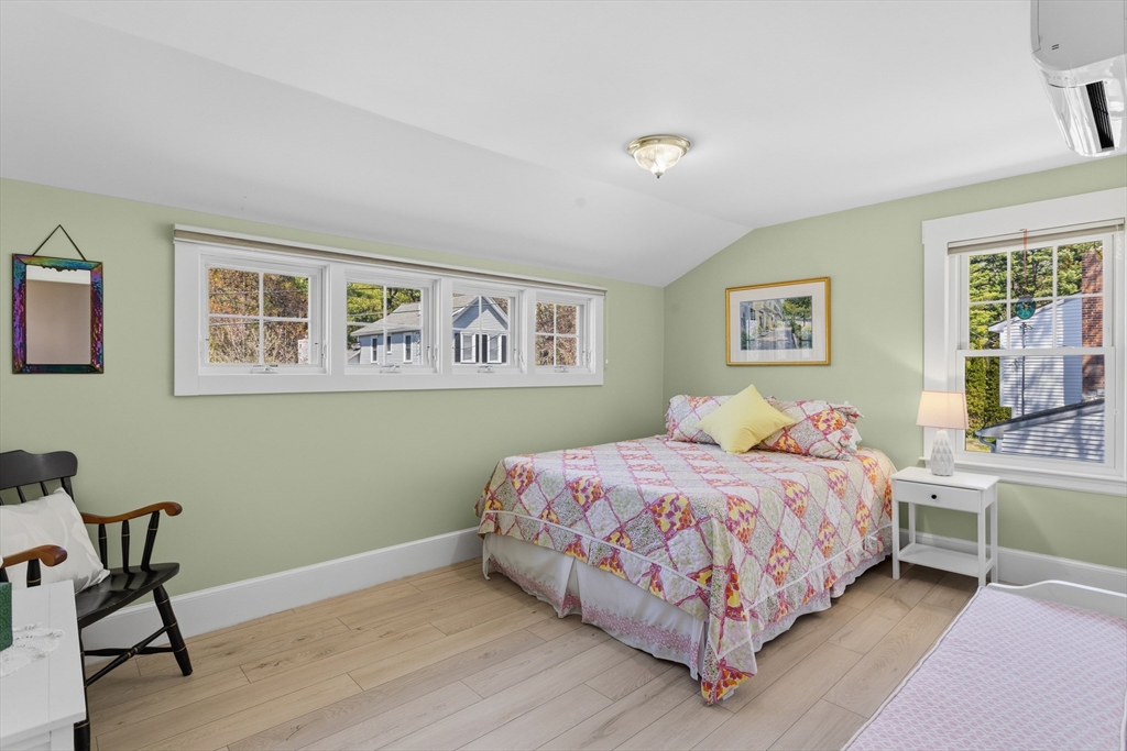 11 Highland Ave