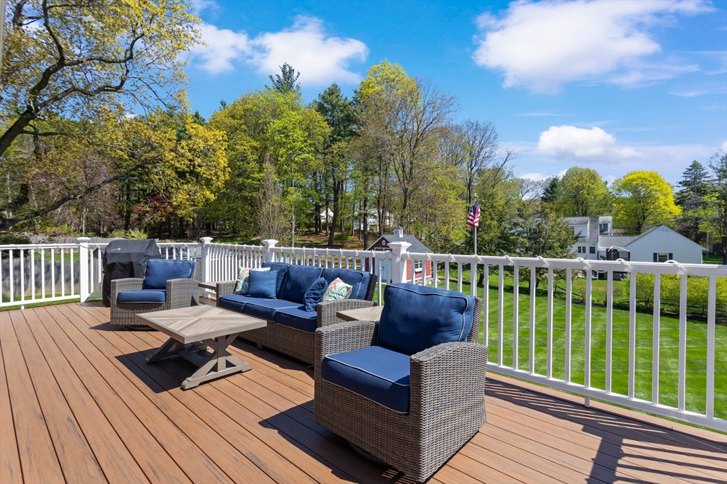 11 Highland Ave