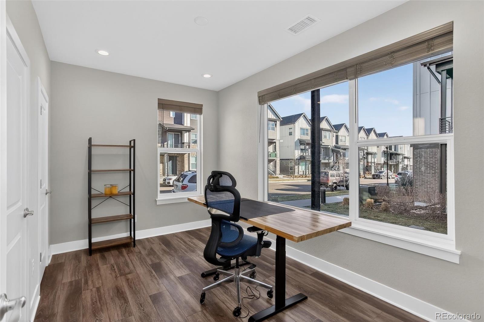 5181 N Vivian Street