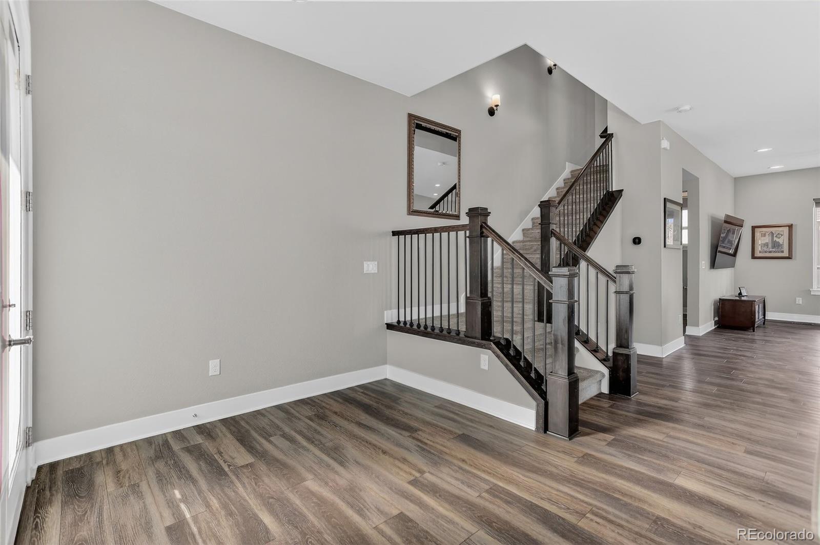 5181 N Vivian Street