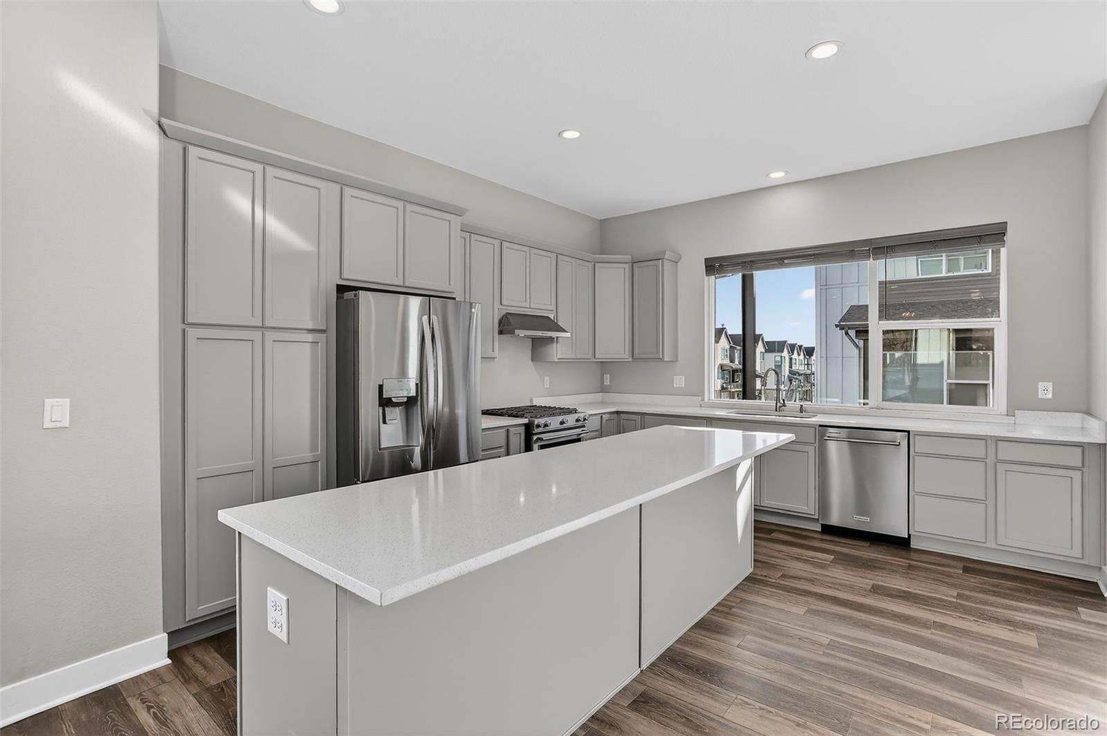 5181 N Vivian Street