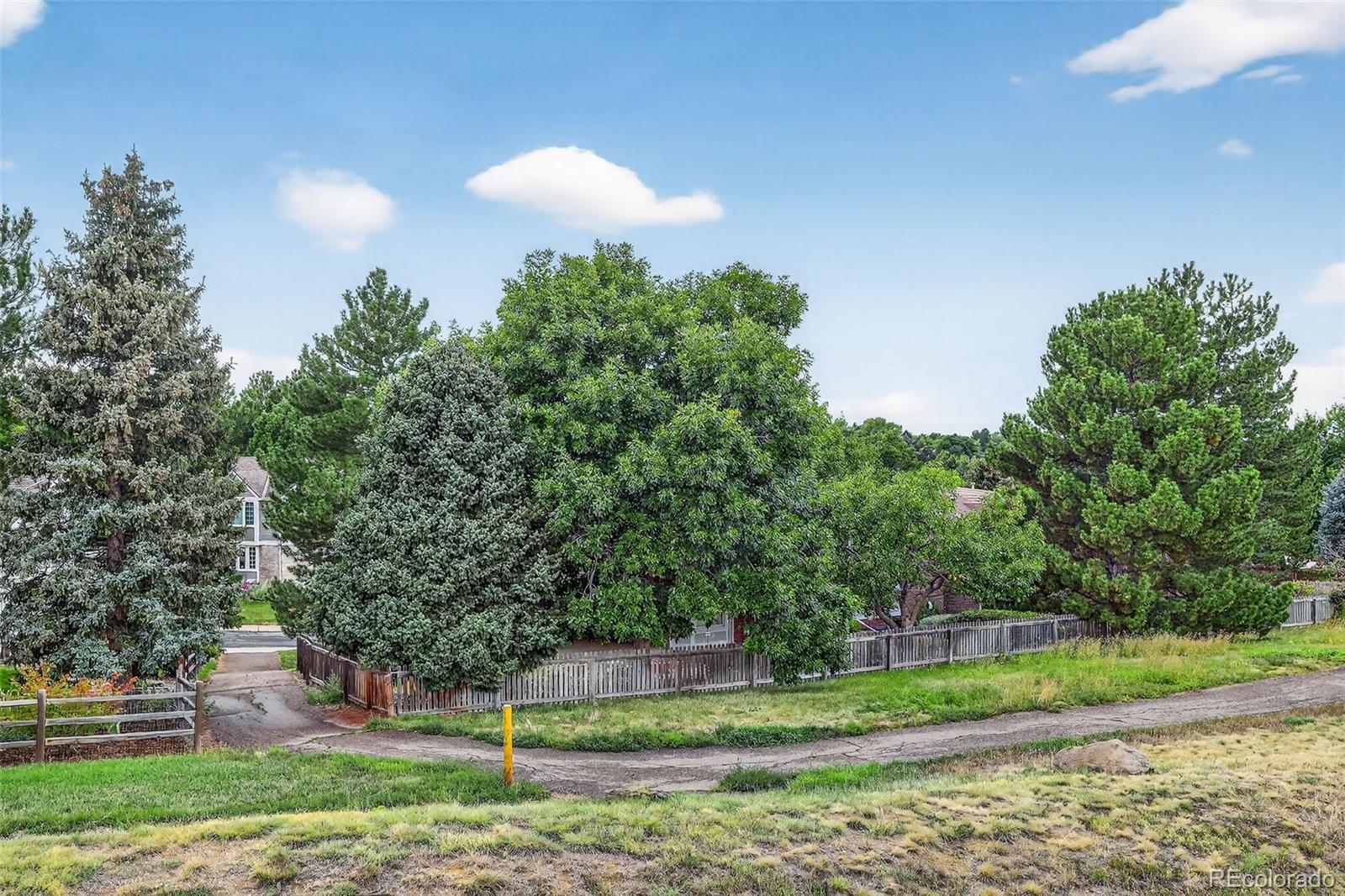 8020 S Oneida Court