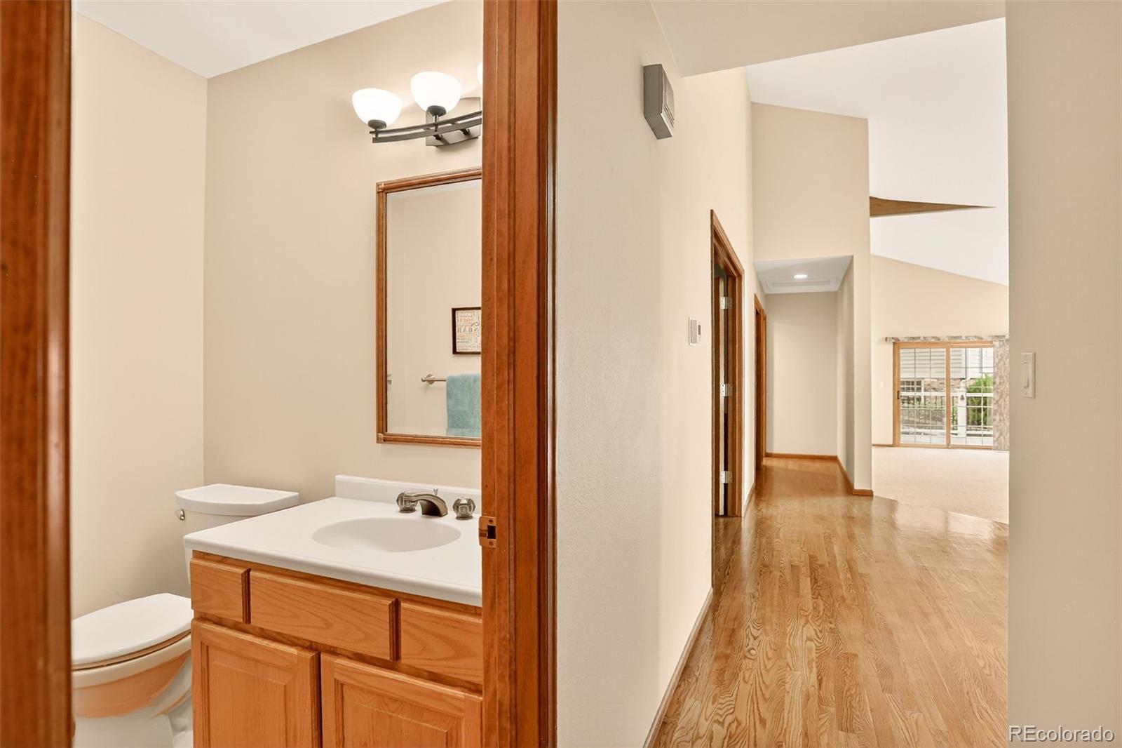 8020 S Oneida Court
