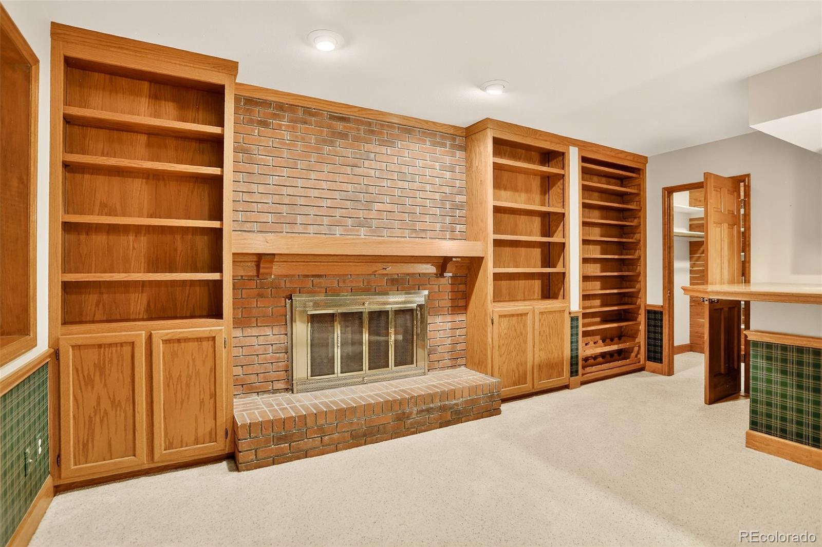 8020 S Oneida Court
