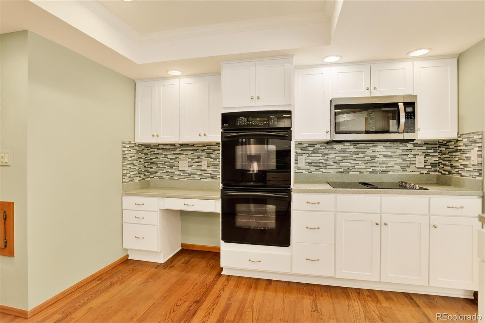 8020 S Oneida Court