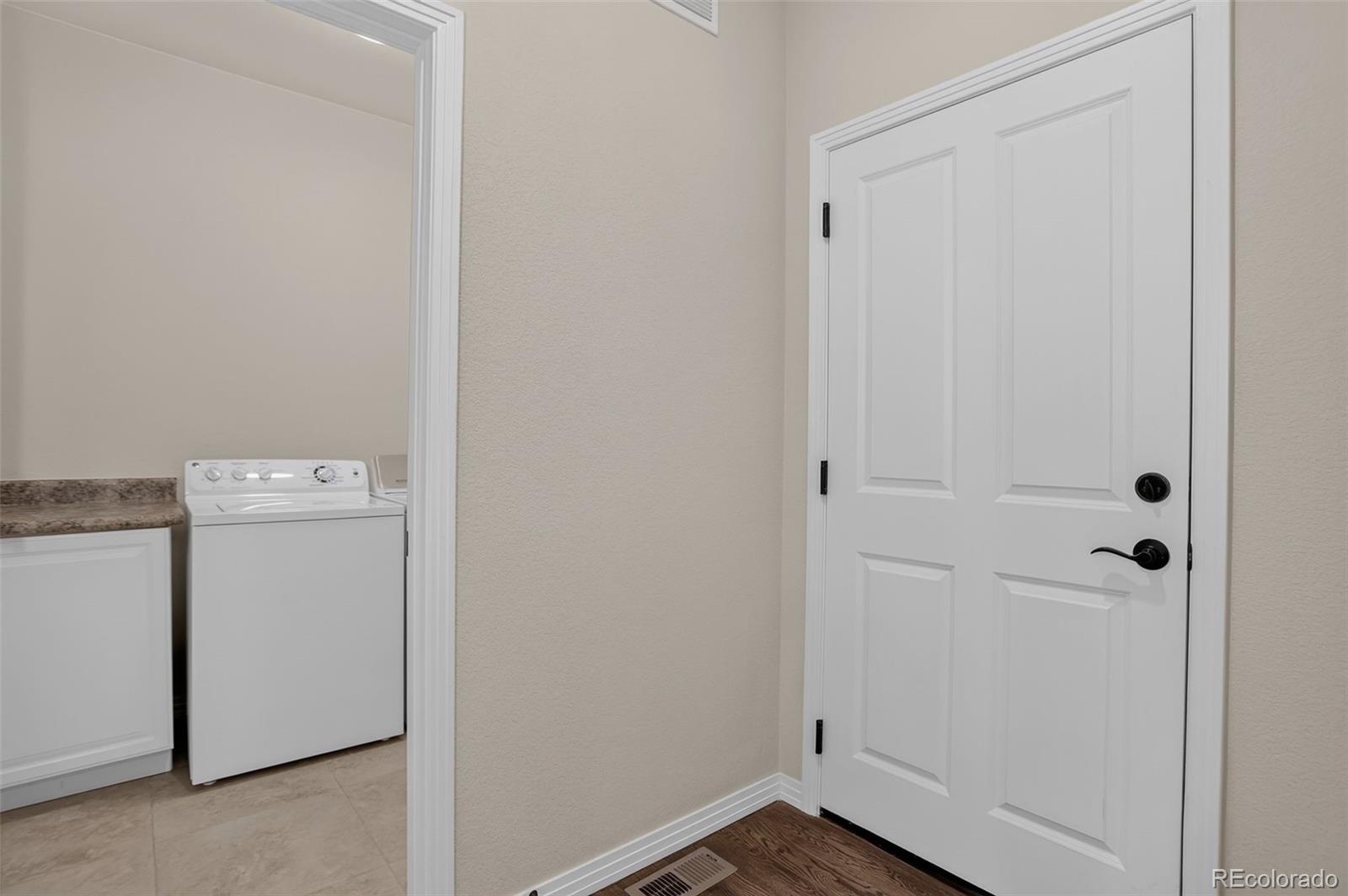 5650 W Quincy Avenue Unit: 31