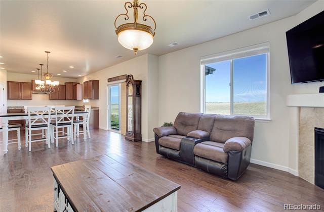5784 Desert Inn Loop