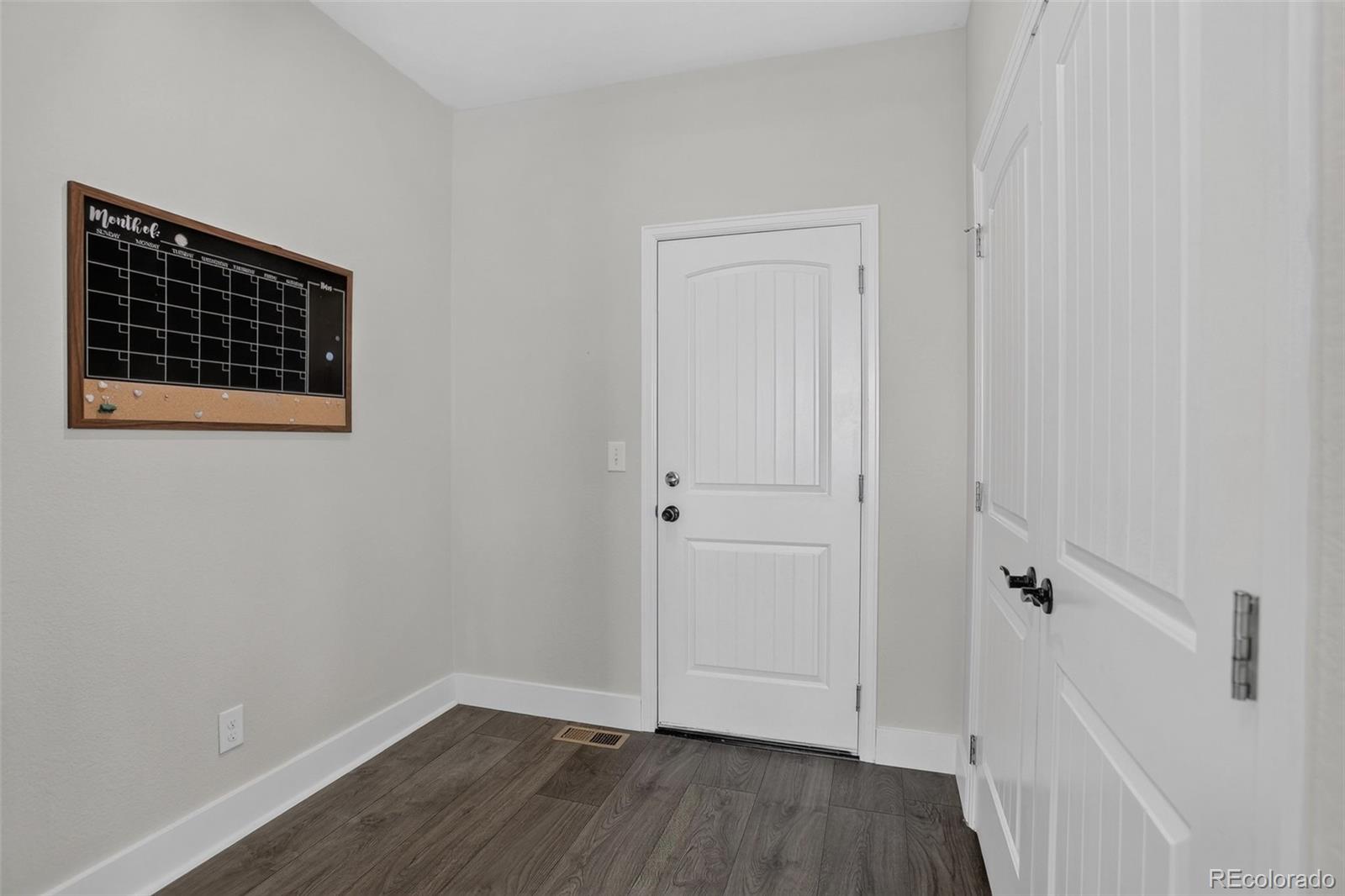 11008 Unity Lane