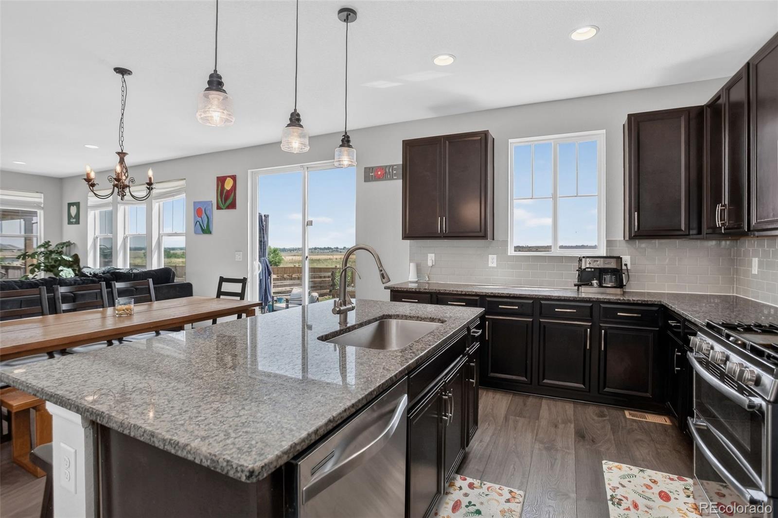 11008 Unity Lane