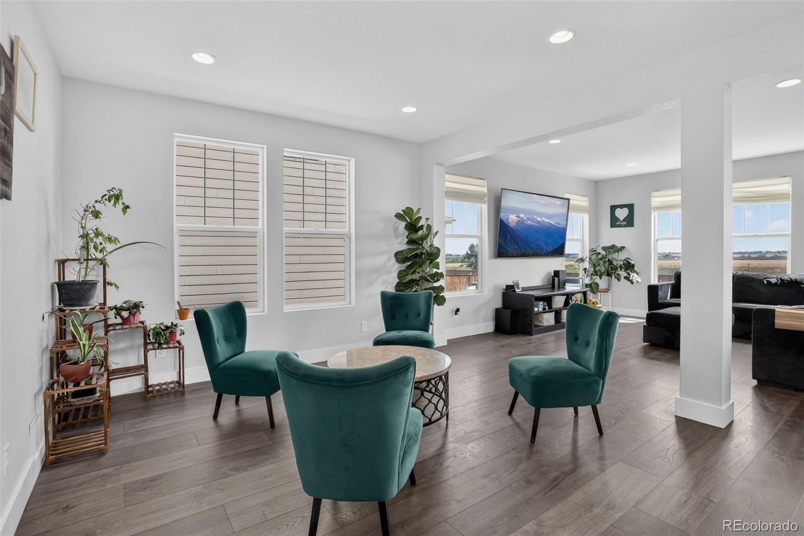 11008 Unity Lane