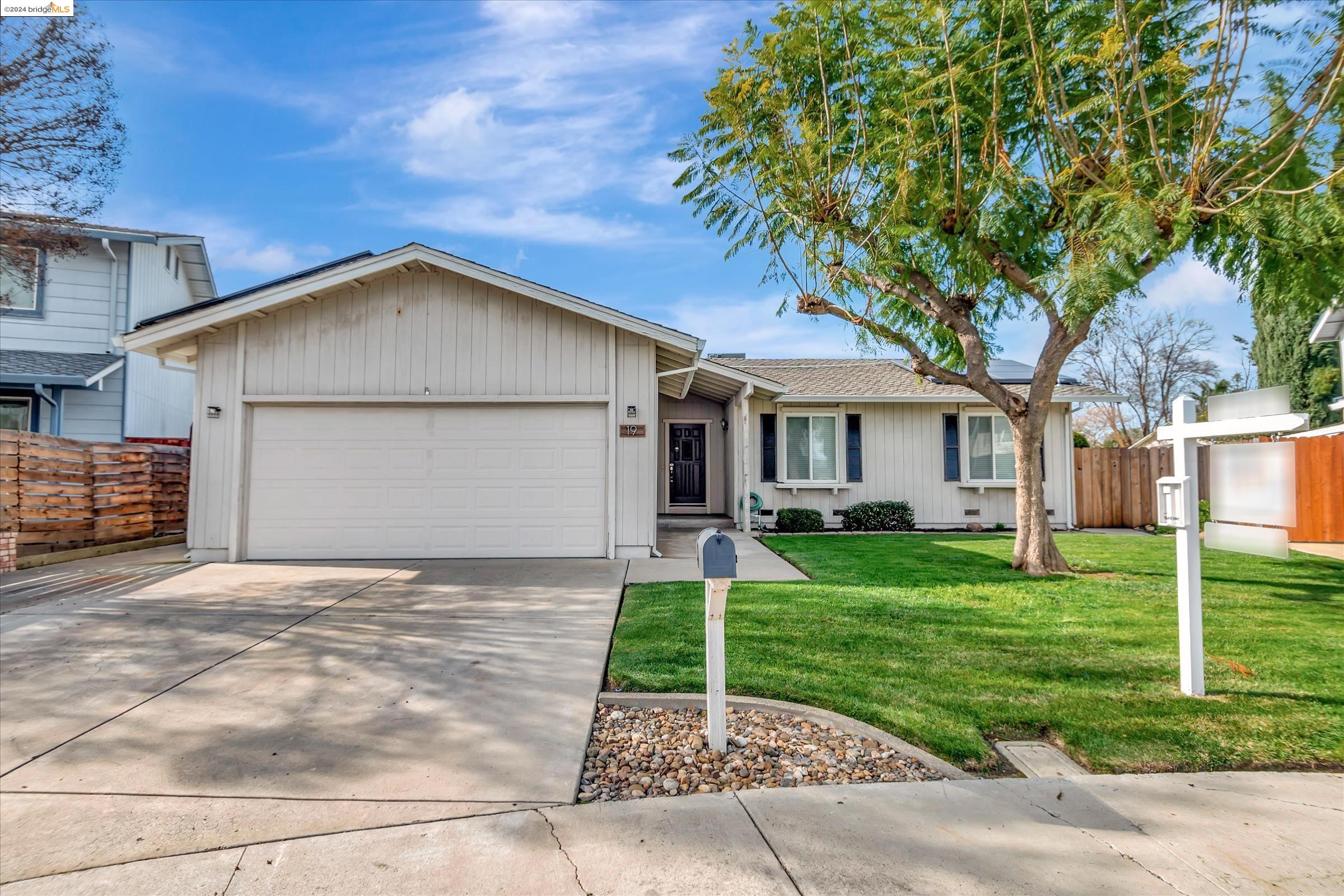 19 Mcclarren Ct