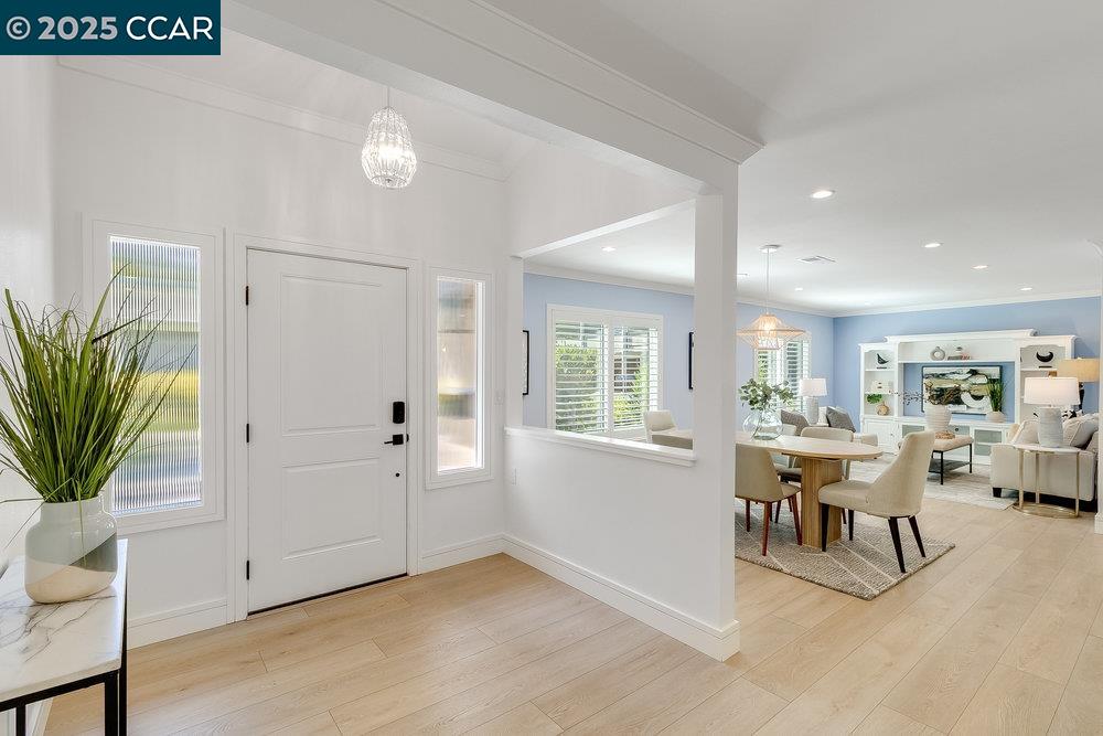 1517 Rockledge Ln # 2