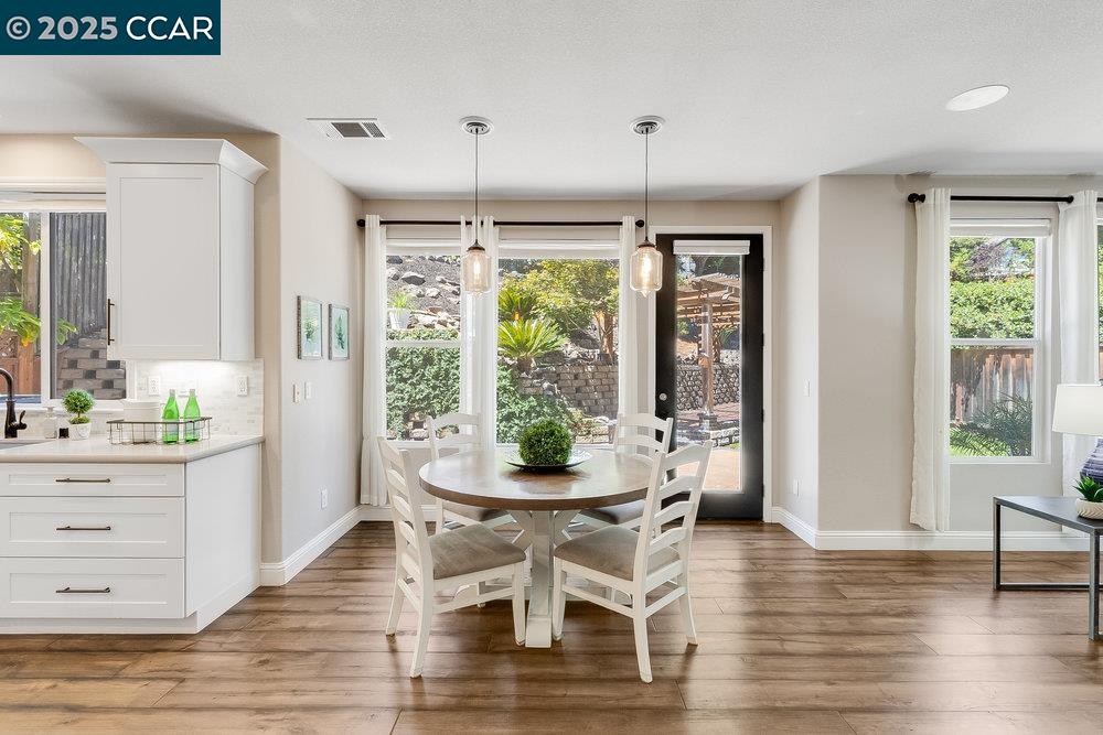 113 St Laurent Ct