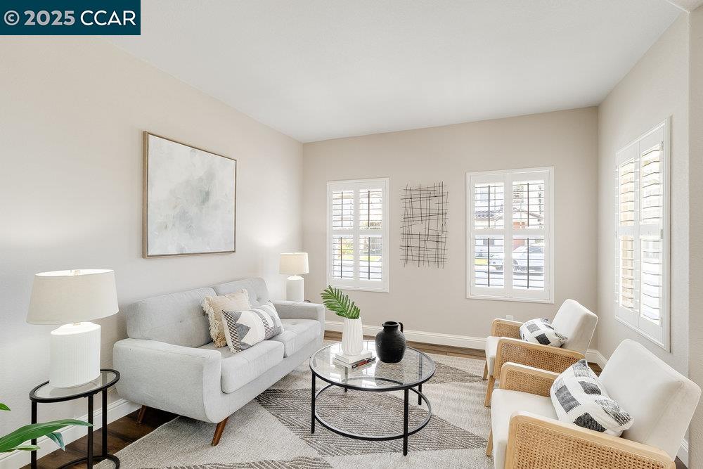 113 St Laurent Ct