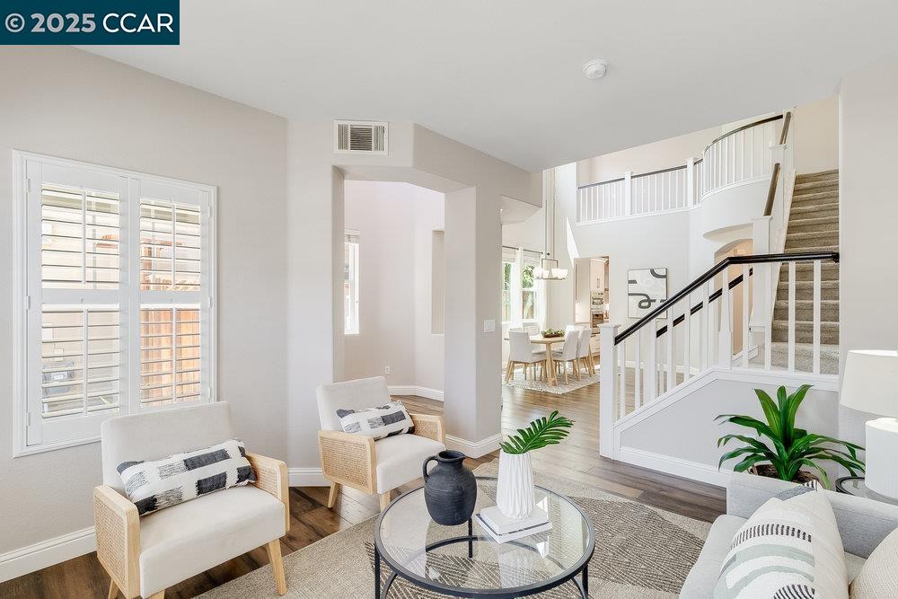 113 St Laurent Ct