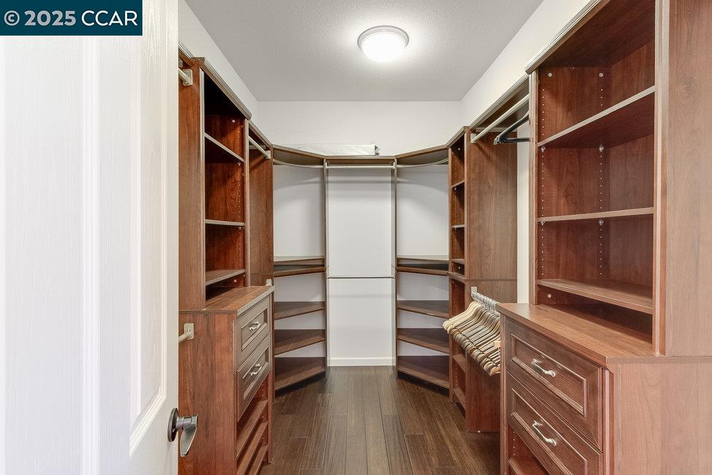 113 St Laurent Ct