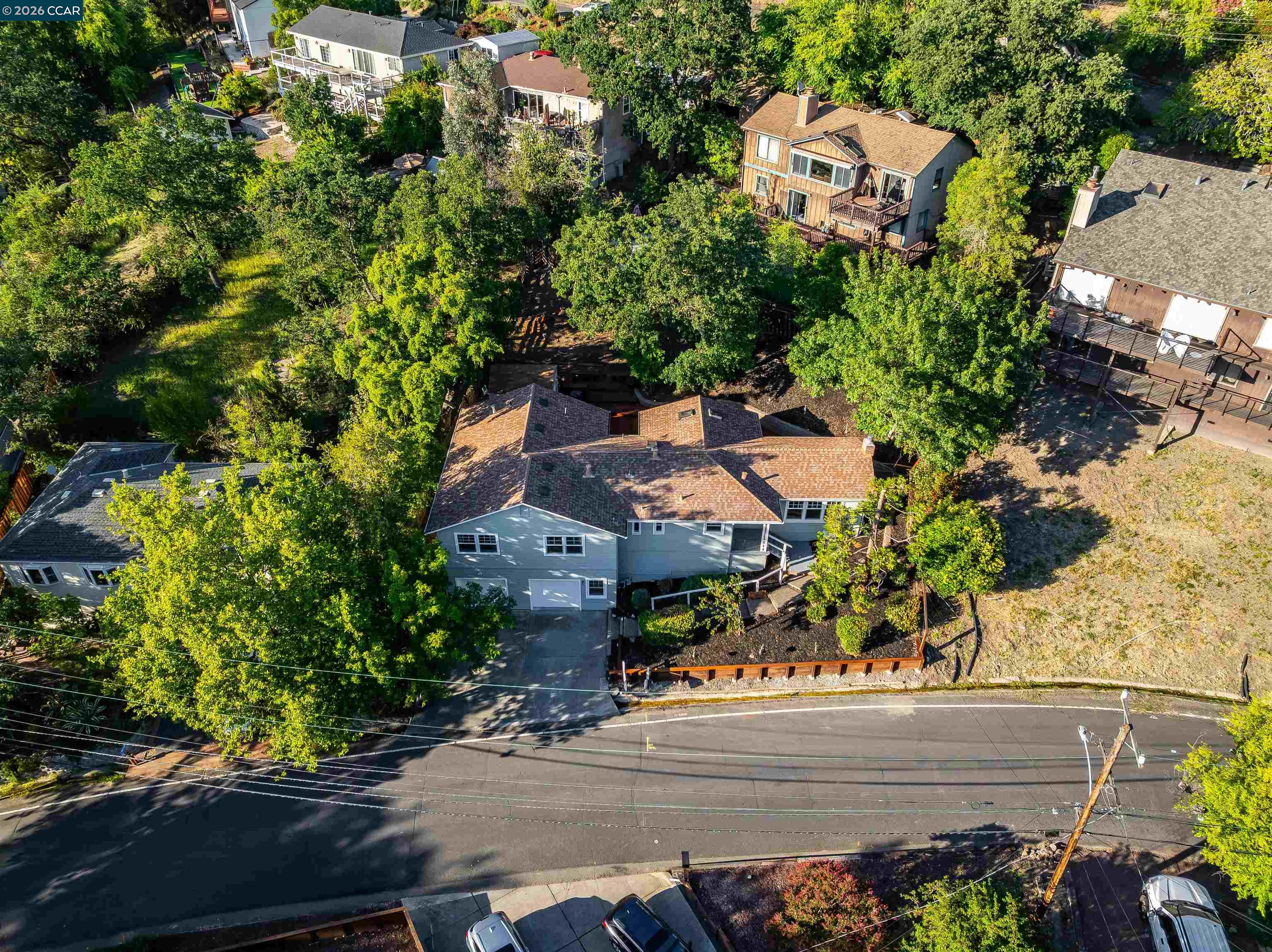 140 Summit Rd