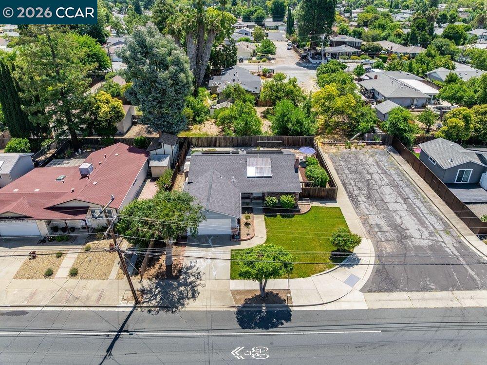 3485 Hillsborough Dr