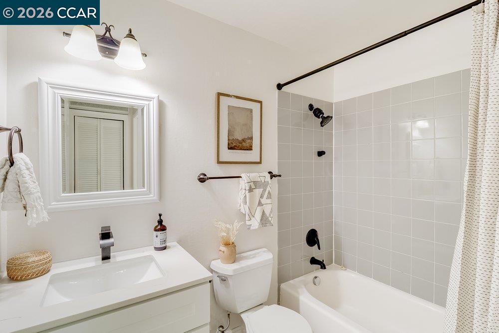 5450 Concord Blvd Unit: H2