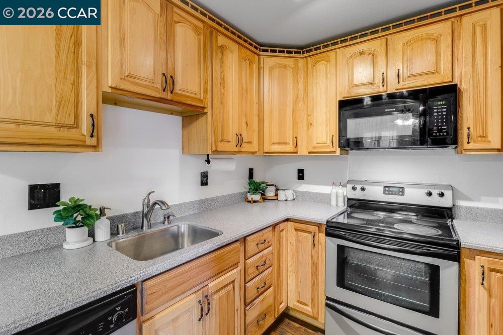 5450 Concord Blvd Unit: H2