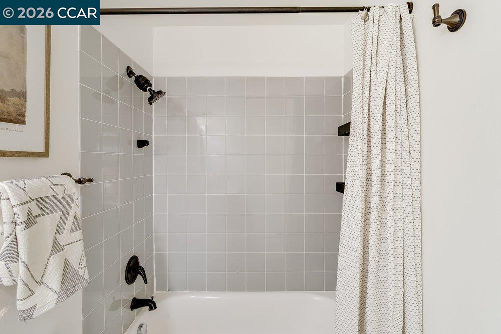 5450 Concord Blvd Unit: H2